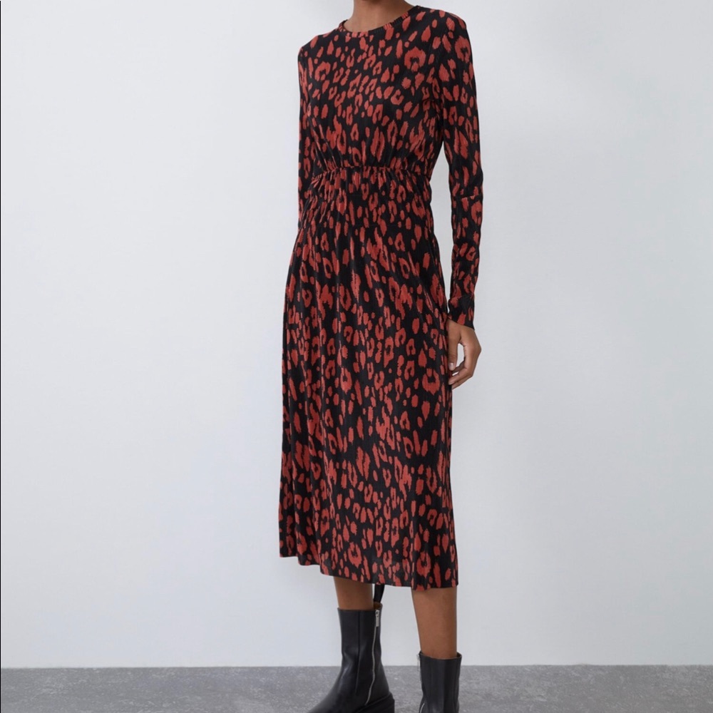 Zara Womens Pleated Accordion Dress XS Black Red Leopard Print
